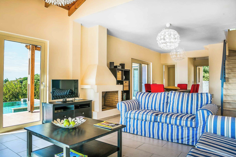Others 5, Villa Louloudia, Ionian Islands