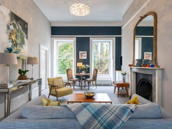 Others, Light-filled Period Apartment - Central Bath, Bath and North East Somerset