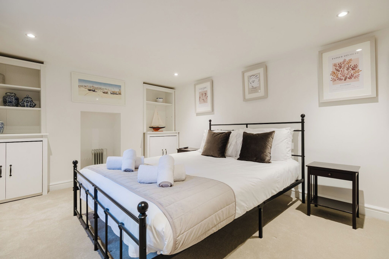 Bedroom 3, Gorgeous House - Garden & Open Living, Gloucestershire
