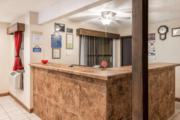 Public Area, Days Inn by Wyndham Russell, Russell
