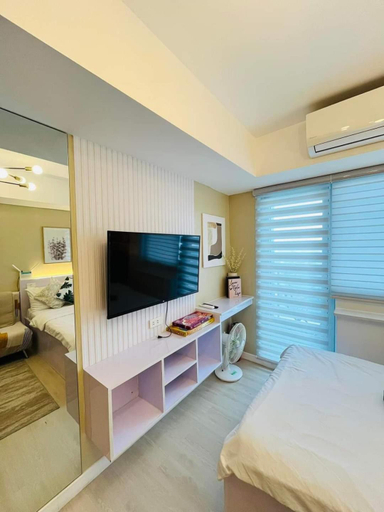 Bedroom 4, New Cozy Studio Unit in Azure North Pampanga with Pool View, San Fernando City