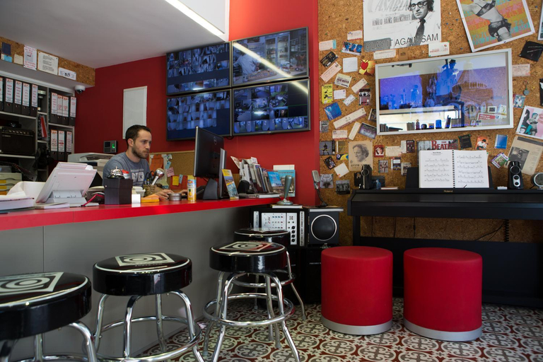Food & Drinks, Ben Yehuda Apartments