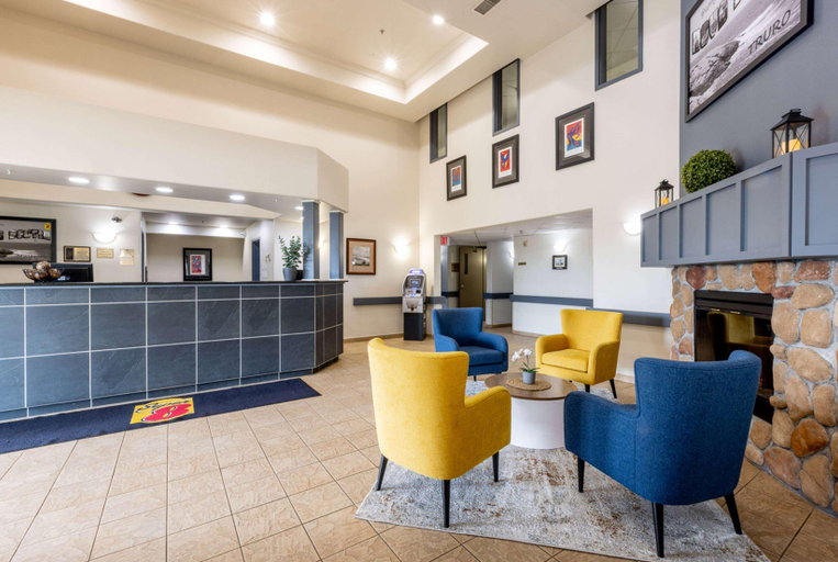 Public Area 2, Super 8 by Wyndham Truro NS, Colchester