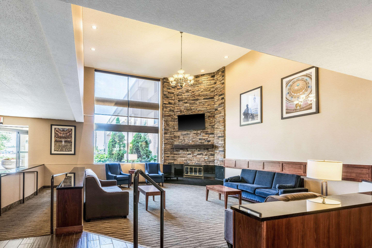 Public Area 2, Comfort Inn Lansing West, Eaton