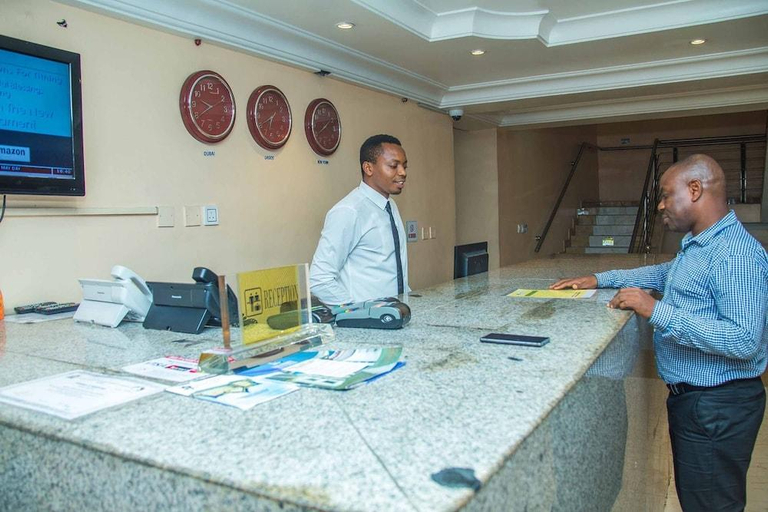 Others 5, Royal Crest Hotels and Suites, Obio/Akp
