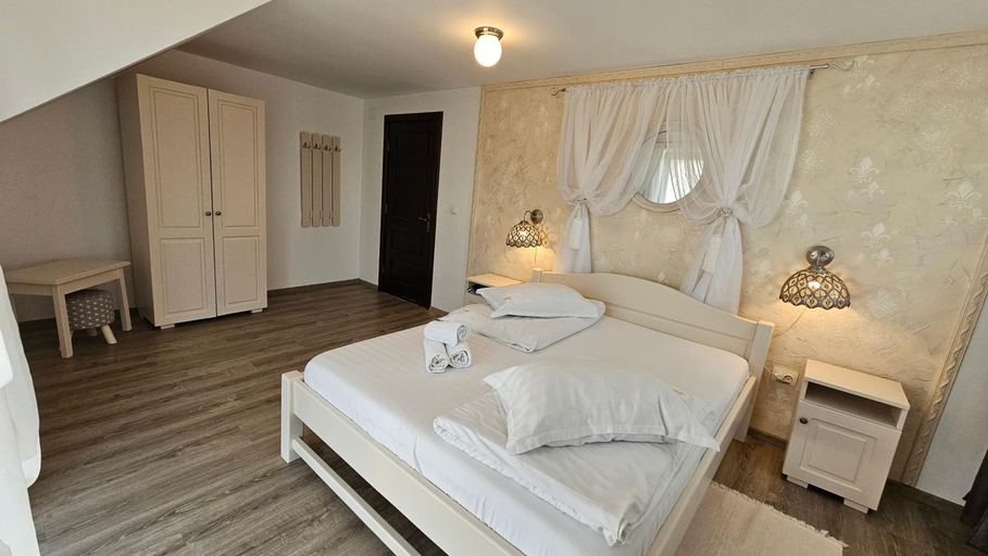 Others 2, Casa Stefu, Rasnov