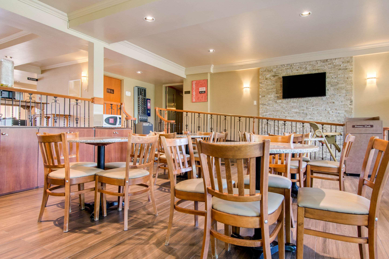 Food & Drinks 5, Comfort Inn & Suites Shawinigan, Le Centre-de-la-Mauricie