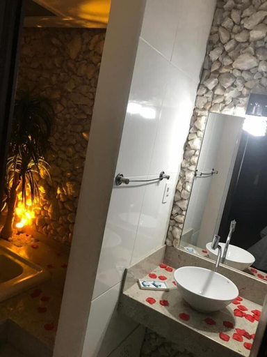 Bathroom 4, Ubaense Plaza Hotel, Ubá