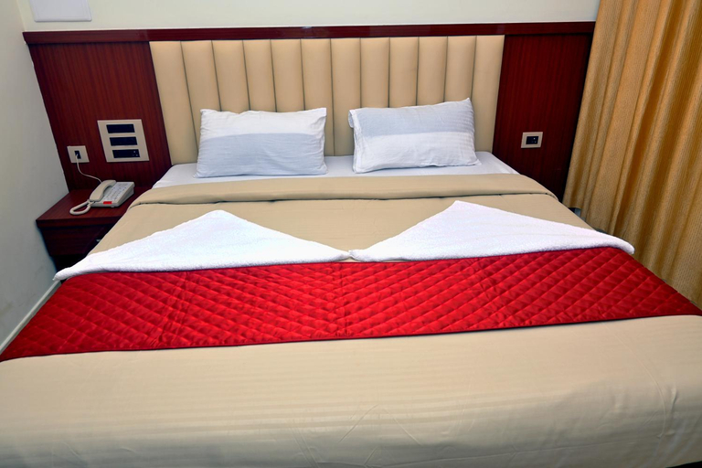 Bedroom 3, Swami Prasad Paradise hotel, Dakshina Kannada