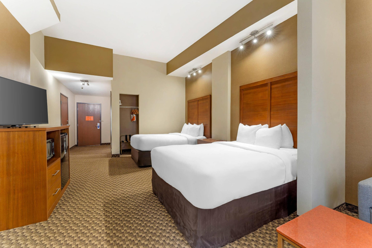 Bedroom 3, Comfort Suites Monroeville - Pittsburgh East, Allegheny