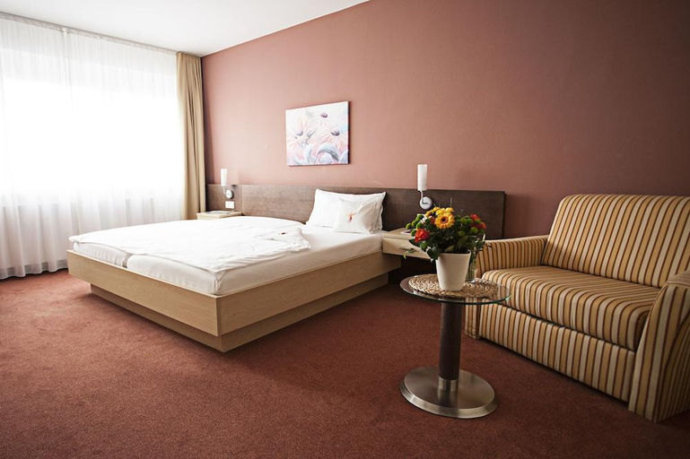 Bedroom 3, Phonix Hotel, Oberbergischer Kreis