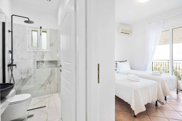 Others 5, Villa Elia, Ionian Islands