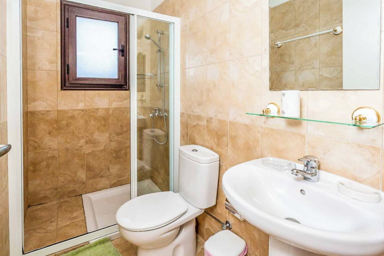 Others 4, Villa Lara Latchi