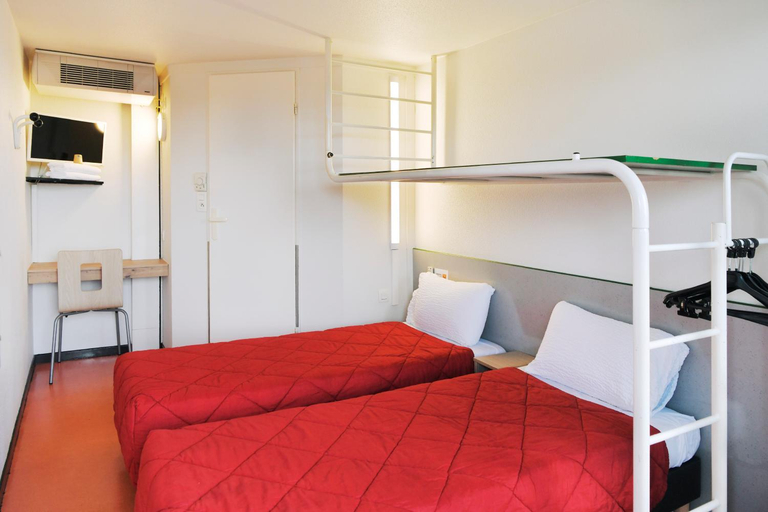 Bedroom 3, Premiere Classe Saint Nazaire - Trignac, Loire-Atlantique