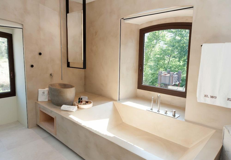 Bathroom 4, Hotel El Moli, Girona