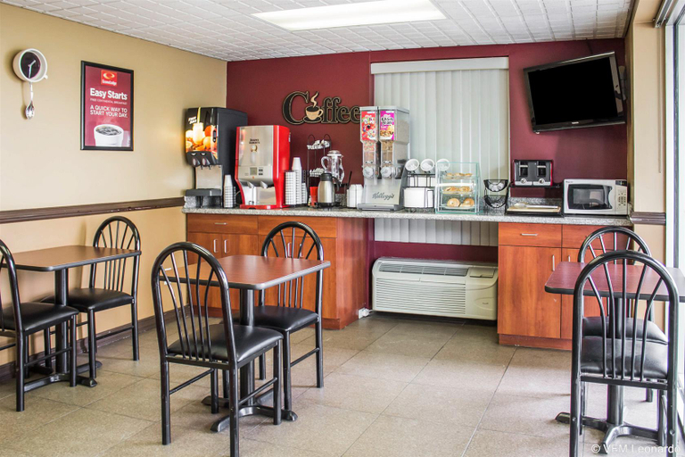 Food & Drinks 4, Econo Lodge Columbus Area, Franklin