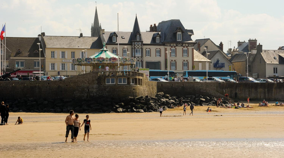 Exterior & Views 1, Hotel De Normandie, Calvados