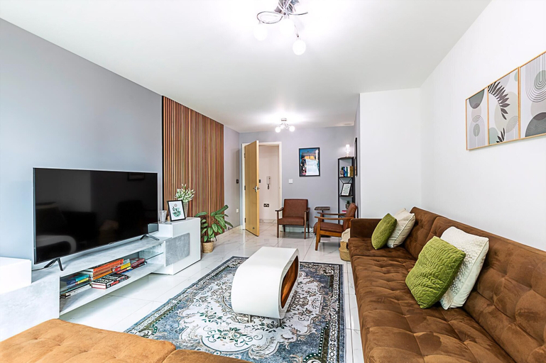 Others 5, Modern and Minimalist Flat in Vauxhall, London