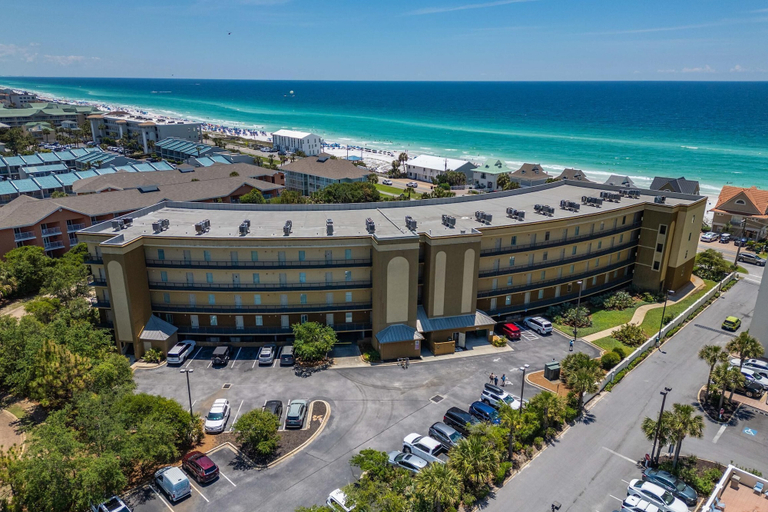 Exterior & Views 2, Beach Resort 406, Walton