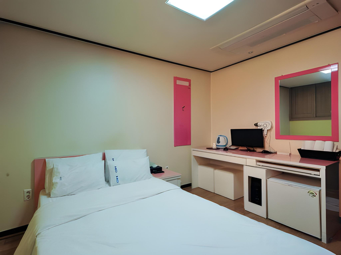 Bedroom 3, Ho Hometel, Mapo
