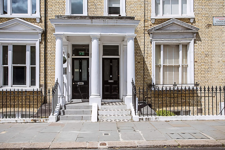Exterior & Views 2, Stunning Earls Court Flat, London