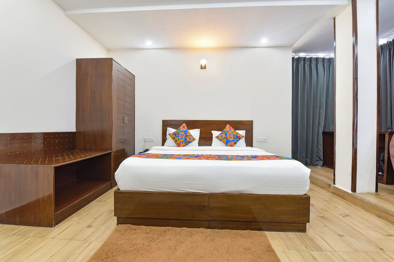 Bedroom 2, Fabhotel Burans Residency, Dehradun