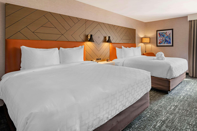 Bedroom 3, Clarion Inn Nashua, Hillsborough