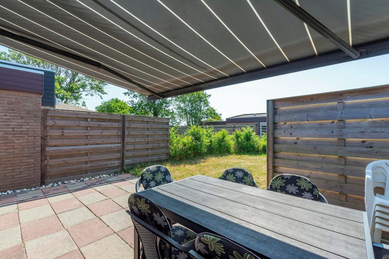 Balcony, Bungalow in Callantsoog Near Sandy Beach, Zijpe