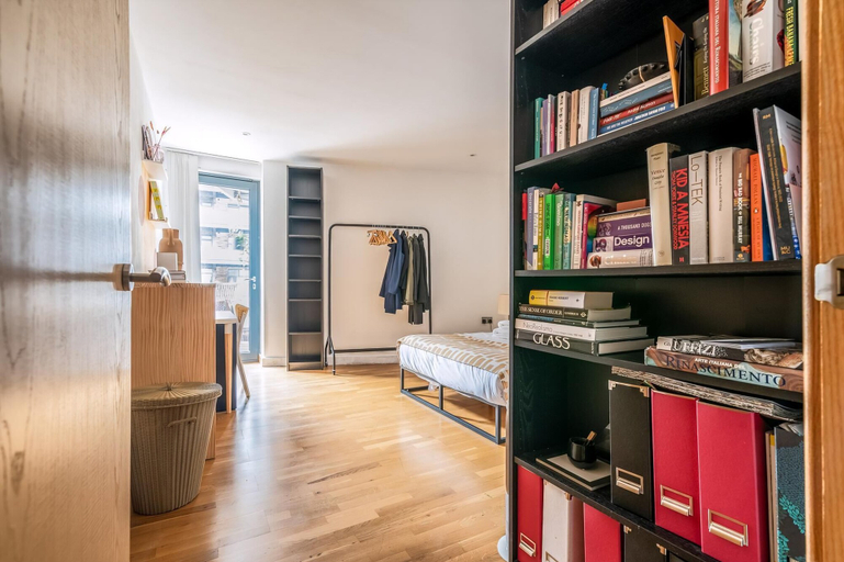 Others 5, Stylish Hackney Wick Home, London
