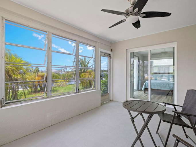 Others 5, Salty Sunrise by Distinctive Beach Rentals, Lee