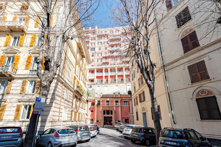 Exterior & Views 2, Charming apt with Garden in Castelletto, Genova