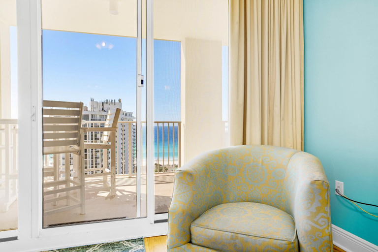 Others 5, Ariel Dunes I 1502, Walton
