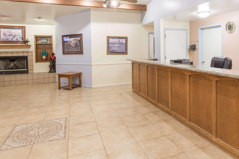 Public Area 2, Days Inn by Wyndham Willcox, Cochise