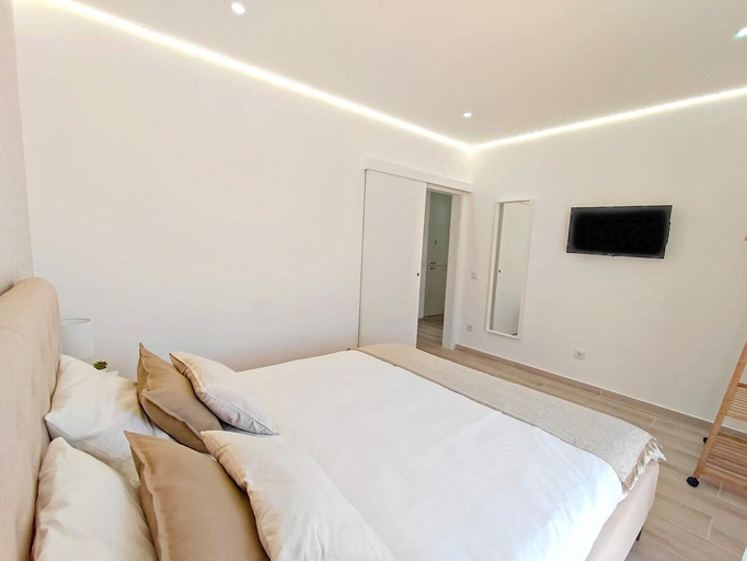 Others 3, Lovely Terrace Apart. Downtown, Faro