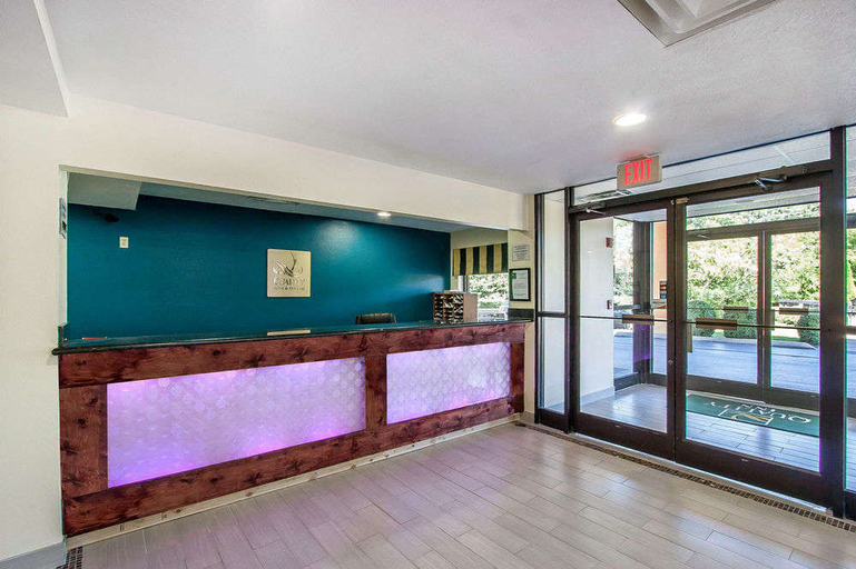 Public Area 2, Quality Inn & Suites Centerville, Hickman