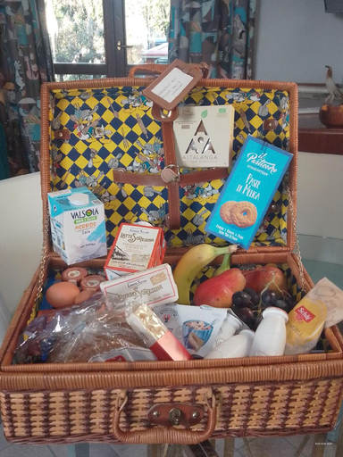 Food & Drinks 5, Casa  Safranum con piscina e giardino privati, Cuneo