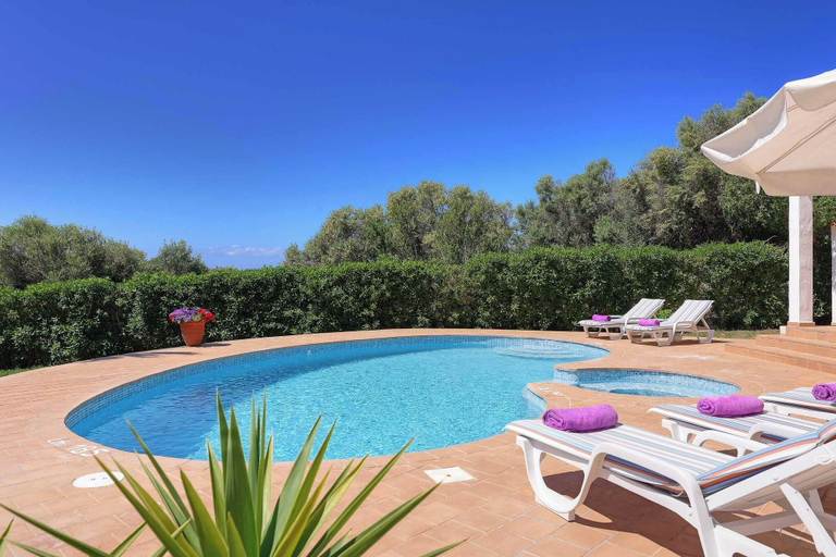 Others 4, Villa Karina, Baleares