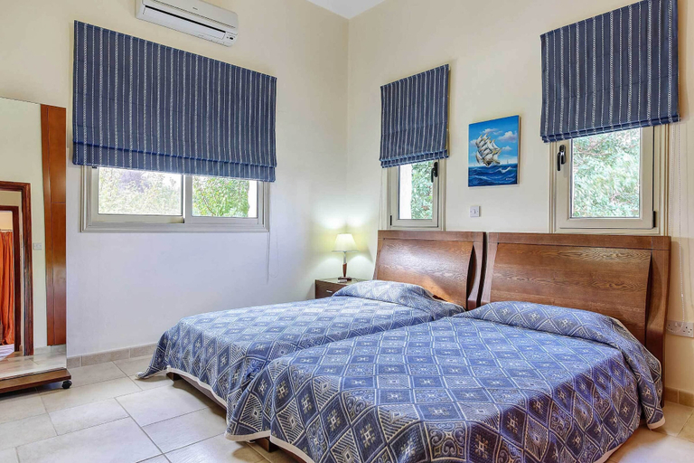 Others 2, Villa Yialos, Larnaca