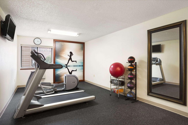 Others 5, Days Inn by Wyndham Middletown, Warren