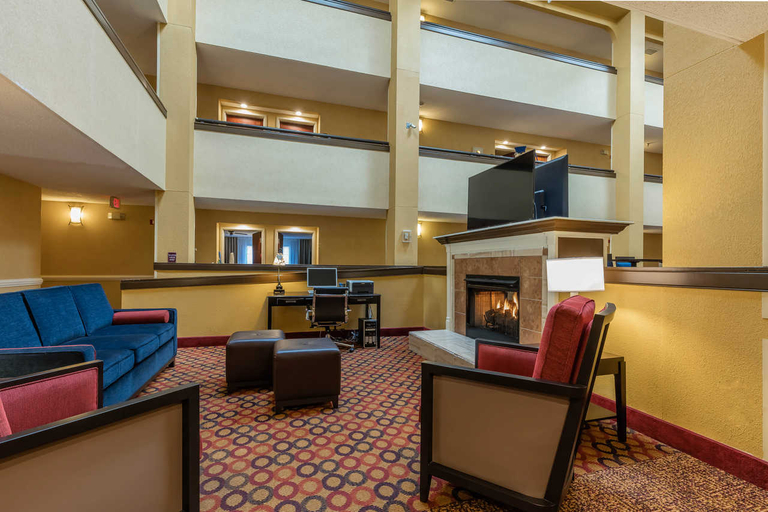 Public Area 2, Comfort Suites French Lick, Orange