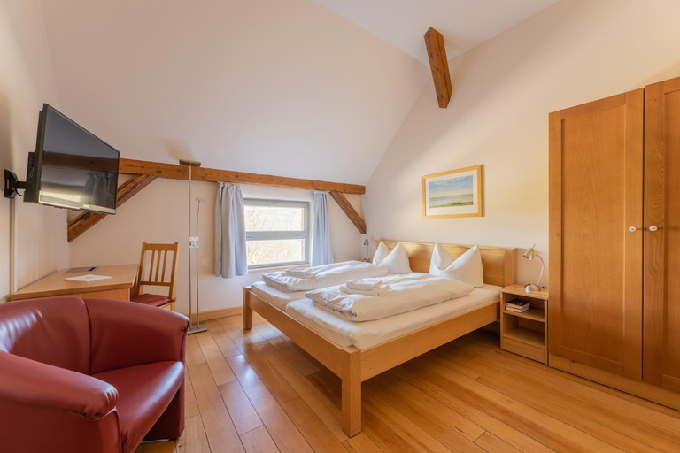 Bedroom 2, Biohotel Stiftsgut Wilhelmsglücksbrunn, Wartburgkreis