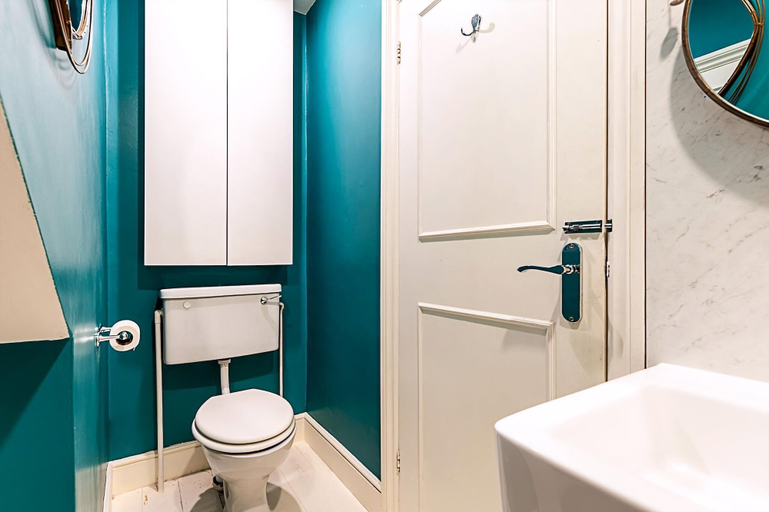 Bathroom 4, Lovely One-bedroom Flat Near West Kensington, London