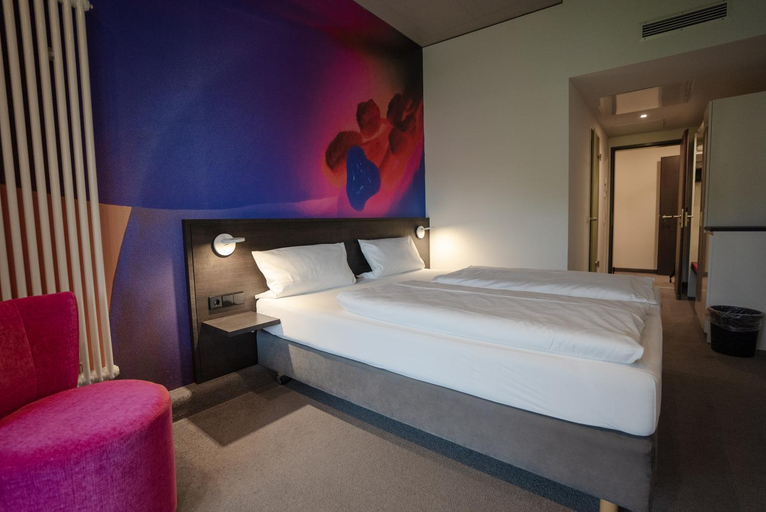 Bedroom 3, qubixx stadtmittehotel, Schwäbisch Hall