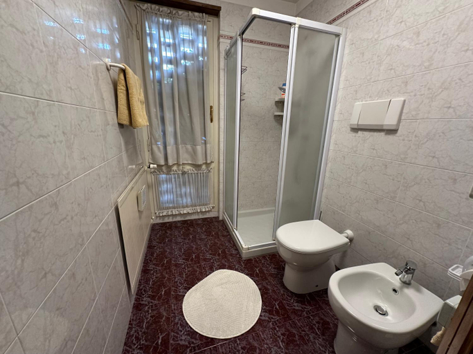 Bathroom 3, Villa Yemaya - camera con bagno privato, Pordenone