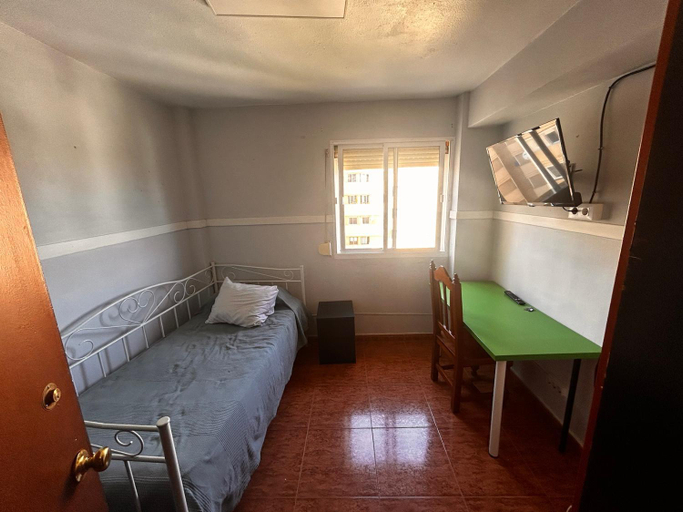 Others 4, Closest room to Gibraltar Border, Cádiz