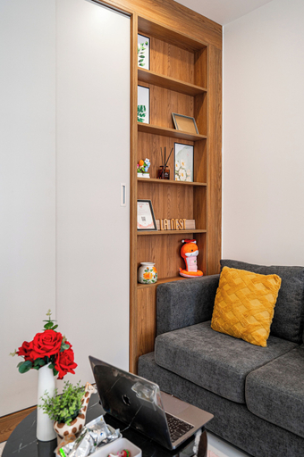 Others 5, LA Nest - Moru Nest, District 9