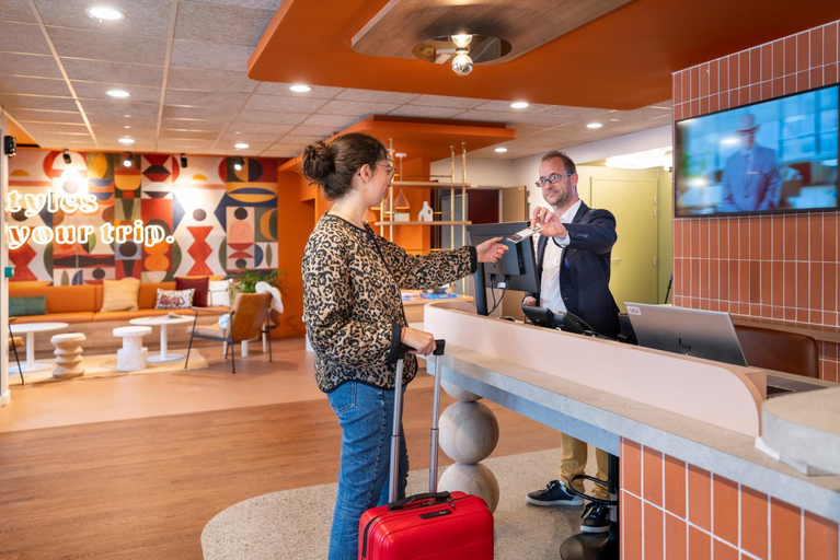 Public Area 2, ibis Styles Prevessin Geneve Airport, Ain