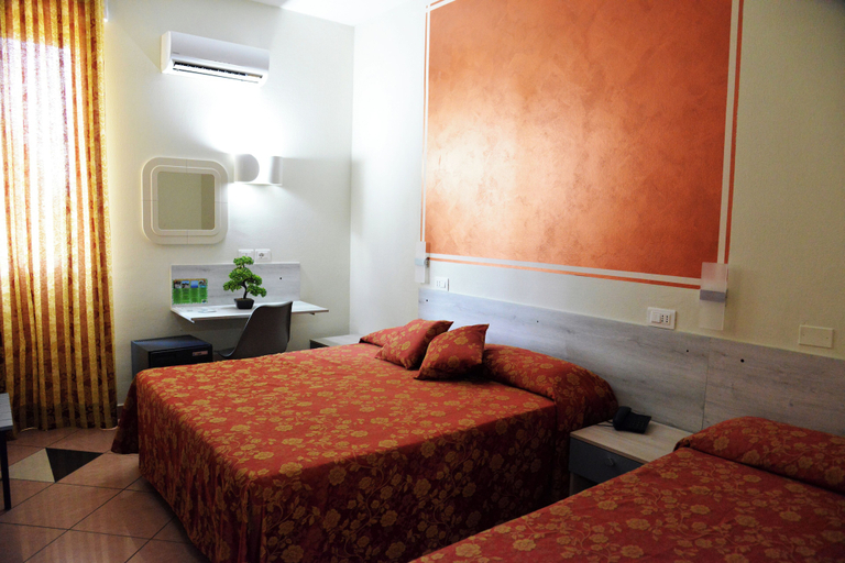Bedroom 13