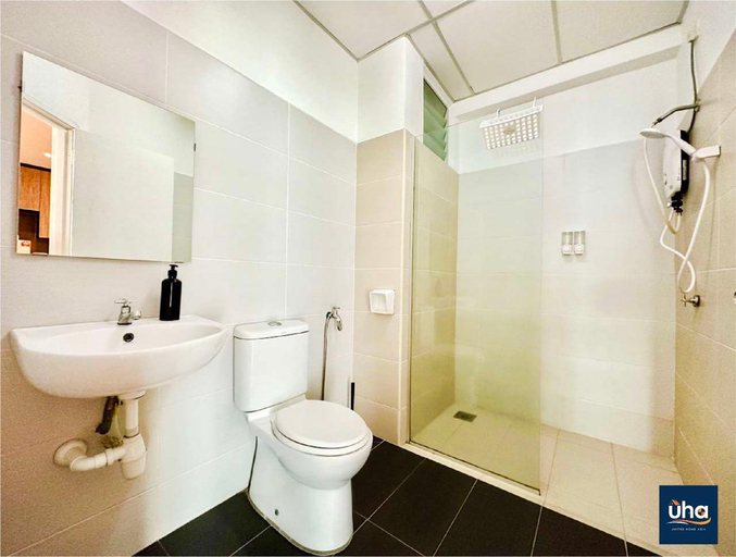 Bathroom, AustinAkademik. Kingston Suite @2BR4Pax by RR JBcity, Johor Bahru