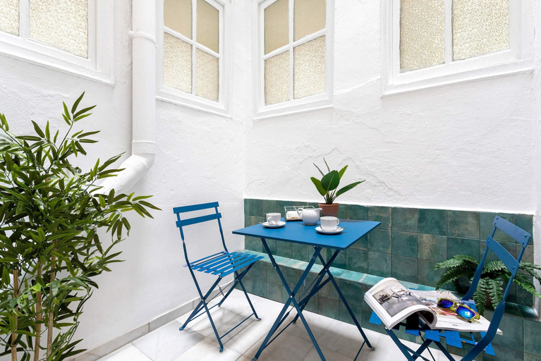 Others 3, Exclusive Apartment in Seville. Almansa II, Sevilla